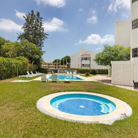 Four Seasons Holidays - 7min Marina De Vilamoura *